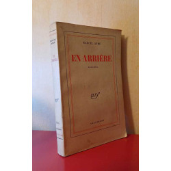 En Arrière