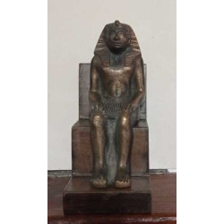 Sculpture bronze Pharaon assis